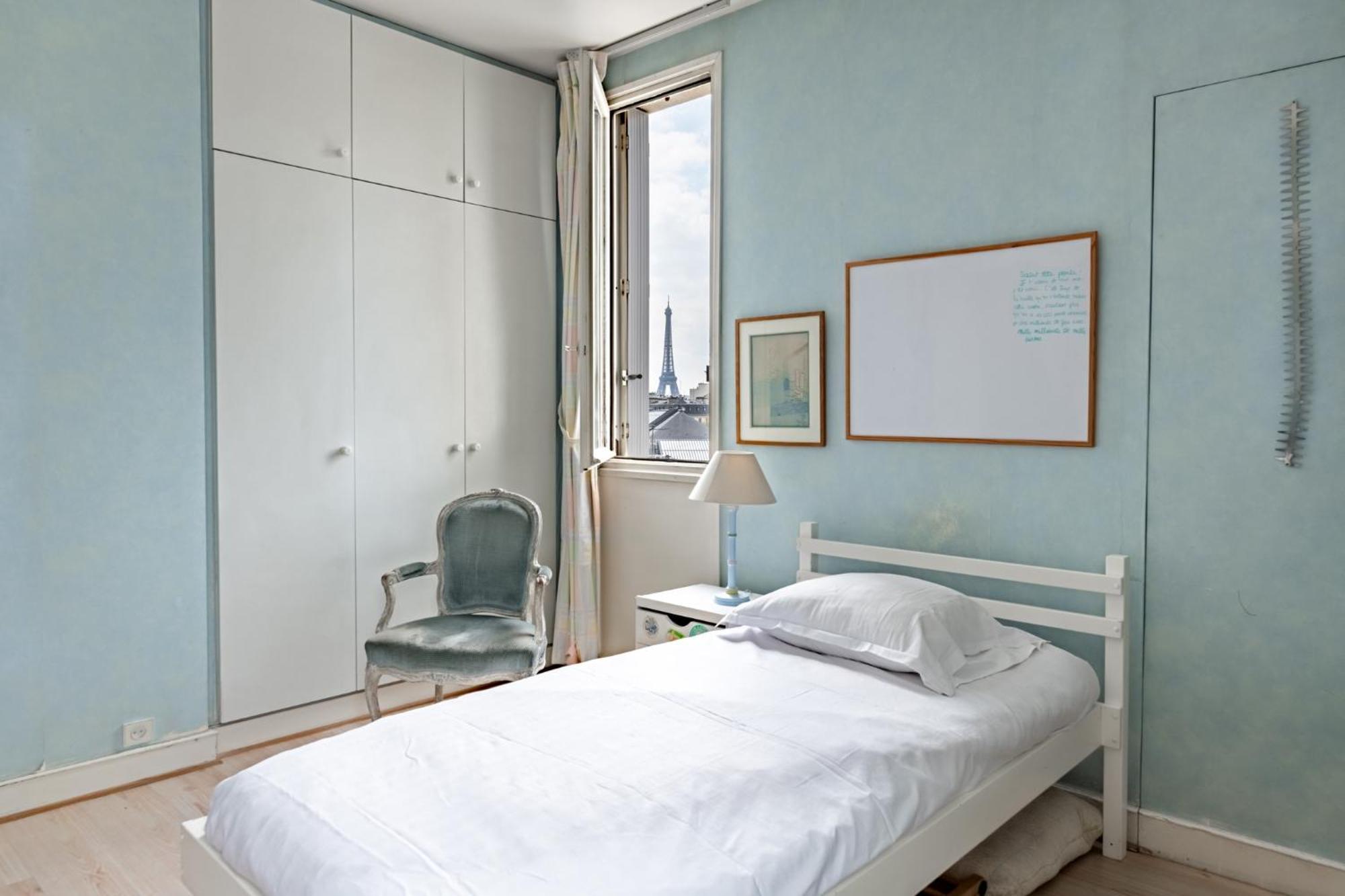 Apartment Veeve - A Romance In Rouge *
