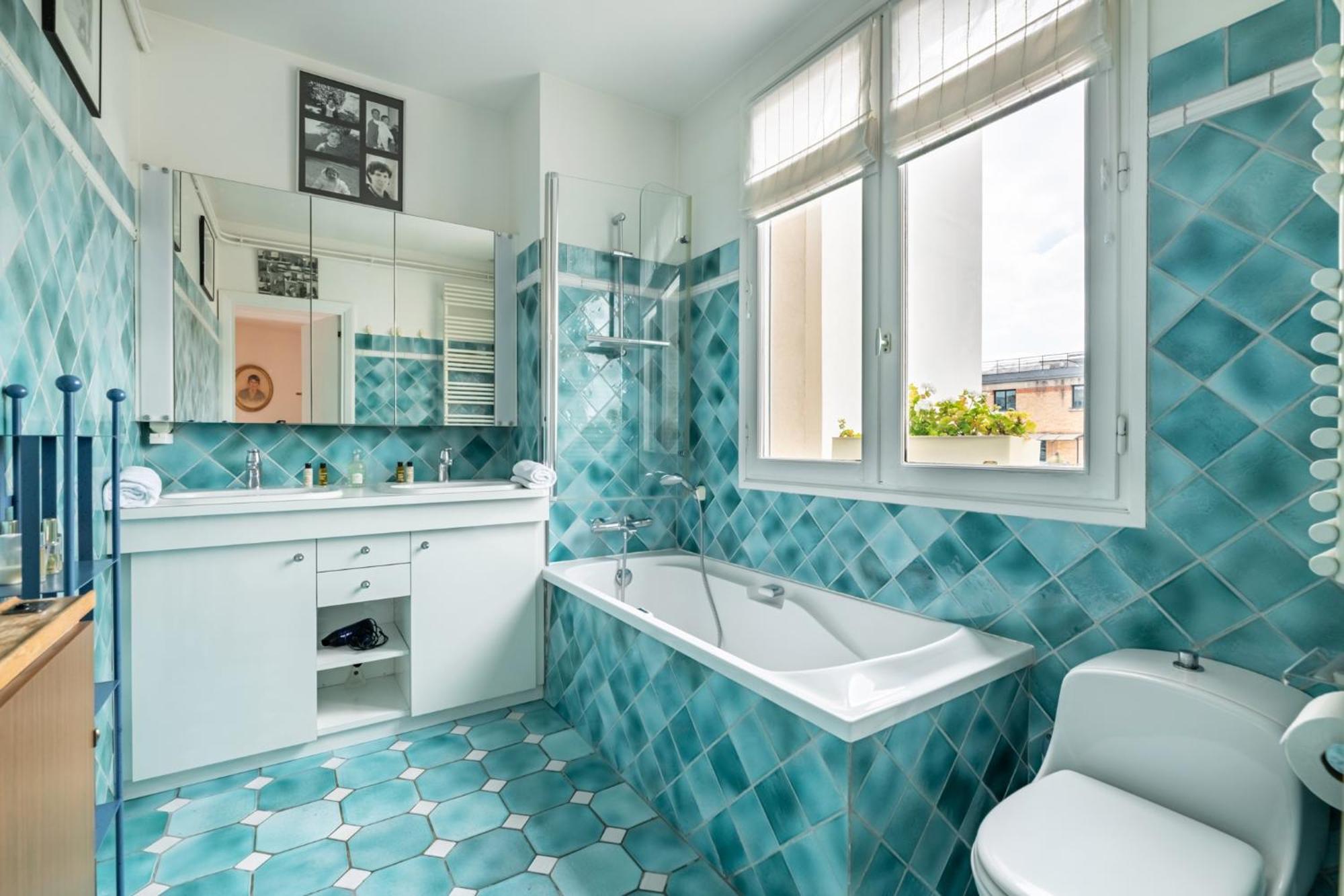 Apartment Veeve - A Romance In Rouge Paris